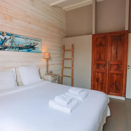 Des Terroirs Villa *