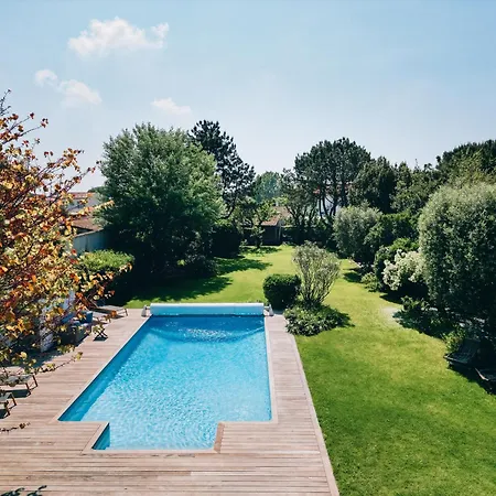 Des Terroirs Villa *